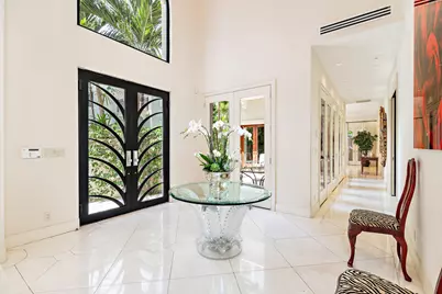 349 Chilean, Palm Beach, FL 33480 - Photo 9