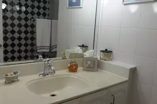 908 SE 10th St, Deerfield Beach, FL 33441 - Photo 9