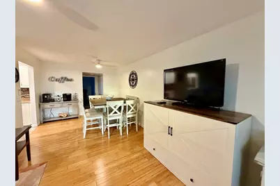 335 Durham J, Deerfield Beach, FL 33442 - Photo 5