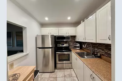 335 Durham #J, Deerfield Beach, FL 33442 - Photo 3