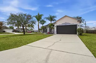 1598 SW Curtis St, Port Saint Lucie, FL 34983 - Photo 5