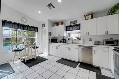 5648 American Circle, Delray Beach, FL 33484 - Photo 11