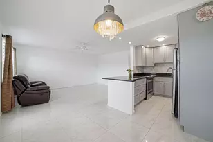 51 Markham C, Deerfield Beach, FL 33442 - Photo 5