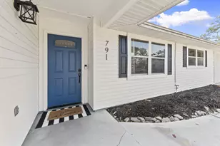 791 SE River Ct, Port Saint Lucie, FL 34983 - Photo 5