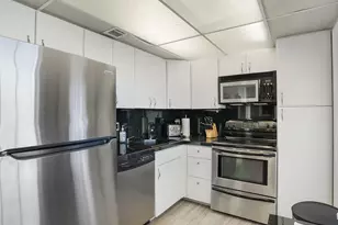 2671 S Course Dr, Pompano Beach, FL 33069 - Photo 11