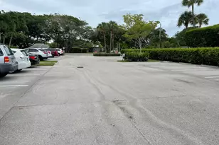 250 NE 20th St, Boca Raton, FL 33431 - Photo 33