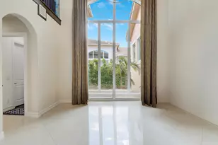167 Rosalia Ct S, Jupiter, FL 33478 - Photo 9