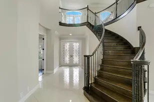 167 Rosalia Ct S, Jupiter, FL 33478 - Photo 5