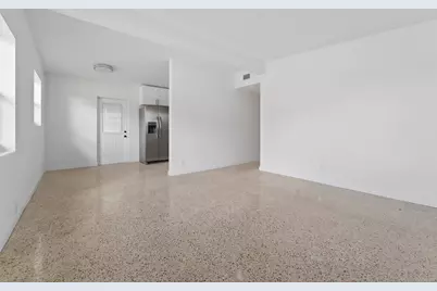 1815 Hillcrest Drive, Lake Worth Beach, FL 33461 - Photo 3