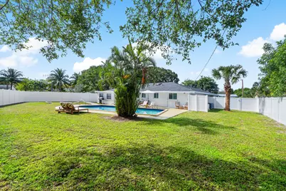 4300 Brooks Avenue, West Palm Beach, FL 33407 - Photo 37