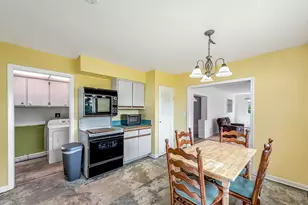 691 Snead Cir, West Palm Beach, FL 33413 - Photo 17