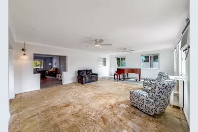 691 Snead Circle, West Palm Beach, FL 33413 - Photo 11