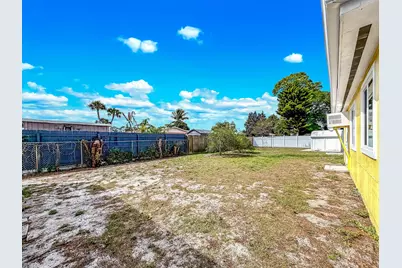 691 Snead Circle, West Palm Beach, FL 33413 - Photo 37