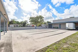 5020 SW 11th St, Margate, FL 33068 - Photo 43