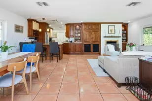 2549 NE 27th Ave, Fort Lauderdale, FL 33305 - Photo 5
