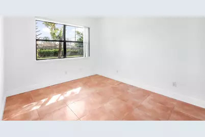 1010 NE 16th Street NE, Fort Lauderdale, FL 33304 - Photo 25