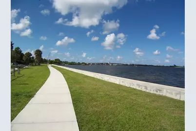 610 N Lakeside Drive, Lake Worth Beach, FL 33460 - Photo 99