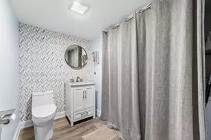 3827 Victoria Dr, West Palm Beach, FL 33406 - Photo 19