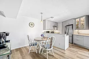 3827 Victoria Dr, West Palm Beach, FL 33406 - Photo 5