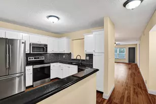 9005 Flynn Cir, Boca Raton, FL 33496 - Photo 11