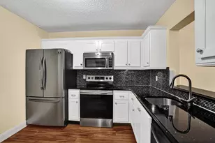 9005 Flynn Cir, Boca Raton, FL 33496 - Photo 9