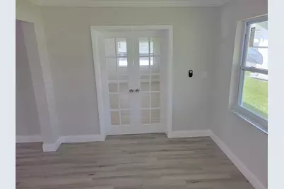 1915 SW 17th Avenue SW, Boynton Beach, FL 33426 - Photo 9