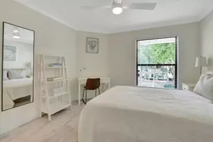 935 Sweetwater Ln, Boca Raton, FL 33431 - Photo 7