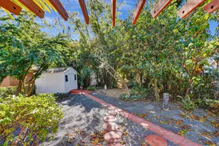 130 NE 49th St, Miami, FL 33137 - Photo 23