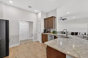 5462 NW Scepter Dr, Port Saint Lucie, FL 34983 - Photo 5