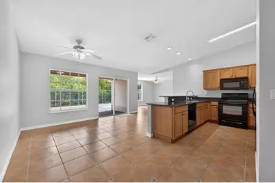 6504 Las Palmas Way, Port Saint Lucie, FL 34952 - Photo 5