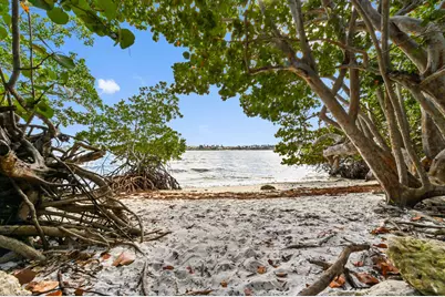 200 Scotia #202, Hypoluxo, FL 33462 - Photo 19