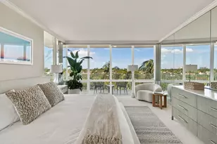 100 Royal Palm Way, Palm Beach, FL 33480 - Photo 17