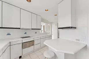 100 Royal Palm Way, Palm Beach, FL 33480 - Photo 13