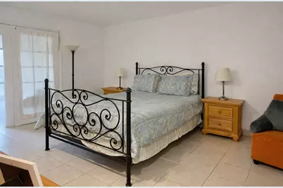 5401 Collins Avenue #1516, Miami Beach, FL 33140 - Photo 15