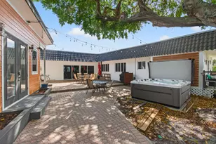 6647 Paul Mar Dr, Lantana, FL 33462 - Photo 9