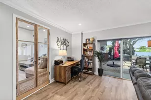 6647 Paul Mar Dr, Lantana, FL 33462 - Photo 19