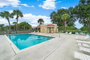 3900 Village Dr, Delray Beach, FL 33445 - Photo 41