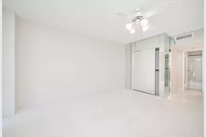 20335 W Country Club Drive #1704, Aventura, FL 33180 - Photo 7