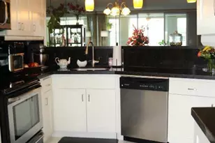 1690 NE 191st St, Miami, FL 33179 - Photo 21