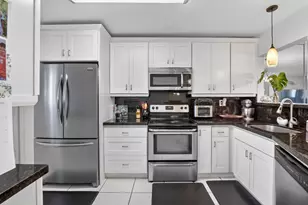 1690 NE 191st St, Miami, FL 33179 - Photo 35