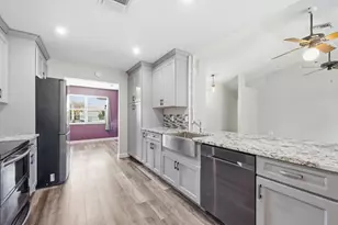 2261 SE Southeast Glover Street St, Port Saint Lucie, FL 34984 - Photo 5