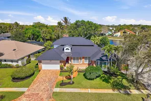 12886 La Rochelle Cir, Palm Beach Gardens, FL 33410 - Photo 49