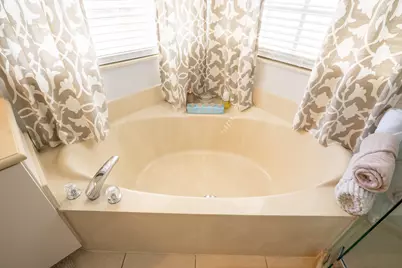 5463 Queenship Court, Greenacres, FL 33463 - Photo 19