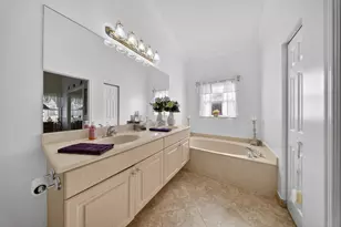 320 NW Treeline Trce, Port Saint Lucie, FL 34986 - Photo 17