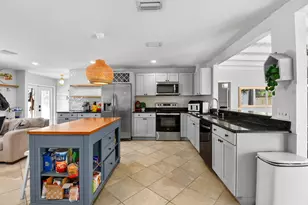 320 Riverdale Rd, Palm Springs, FL 33461 - Photo 15