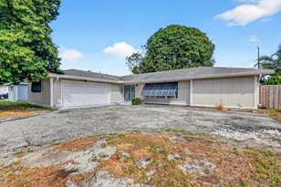 320 Riverdale Rd, Palm Springs, FL 33461 - Photo 3