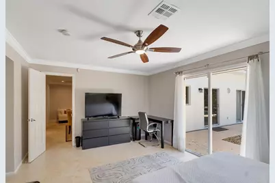 527 E Causeway Boulevard, Vero Beach, FL 32963 - Photo 11