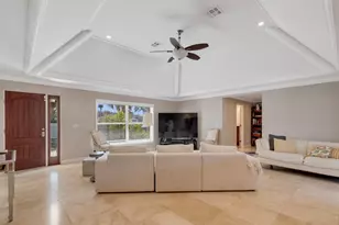 527 E Causeway Blvd, Vero Beach, FL 32963 - Photo 3