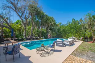 527 E Causeway Blvd, Vero Beach, FL 32963 - Photo 19