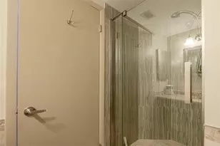 7100 Radice Ct, Lauderhill, FL 33319 - Photo 19